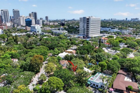 Propiedad comercial en venta en Fort Lauderdale, Florida № 2090424 - foto 3
