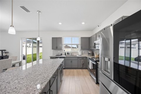 Villa ou maison à vendre à Davenport, Floride: 5 chambres, 238.39 m2 № 2416819 - photo 5