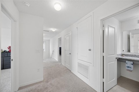 Villa ou maison à vendre à Davenport, Floride: 5 chambres, 238.39 m2 № 2416819 - photo 18
