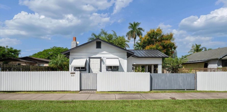 Villa ou maison à Homestead, Floride 2 chambres, 103.86 m2 № 2406188