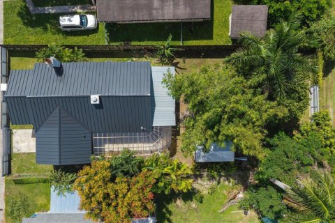 Villa ou maison à vendre à Homestead, Floride: 2 chambres, 103.86 m2 № 2406188 - photo 2