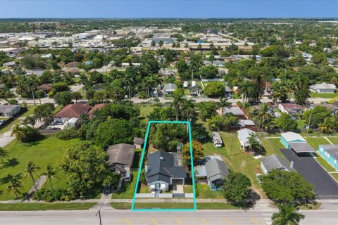 Villa ou maison à vendre à Homestead, Floride: 2 chambres, 103.86 m2 № 2406188 - photo 30