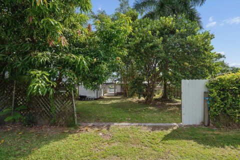 Villa ou maison à vendre à Homestead, Floride: 2 chambres, 103.86 m2 № 2406188 - photo 29