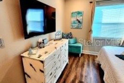 Condo in Largo, Florida, 2 bedrooms  № 2150106 - photo 17