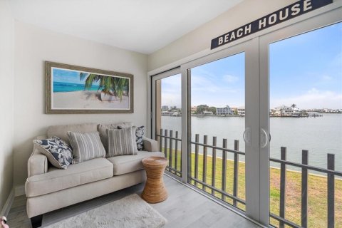 Condominio en venta en Clearwater, Florida, 2 dormitorios, 93.55 m2 № 1677756 - foto 13