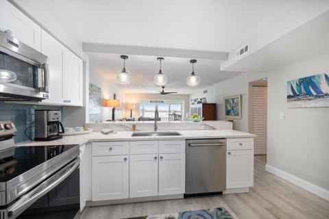 Condominio en venta en Clearwater, Florida, 2 dormitorios, 93.55 m2 № 1677756 - foto 9
