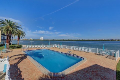 Купить кондоминиум в Клируотер, Флорида 4 комнаты, 93.55м2, № 1677756 - фото 29
