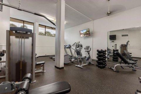 Condo in Sarasota, Florida, 1 bedroom № 2200467 - photo 23
