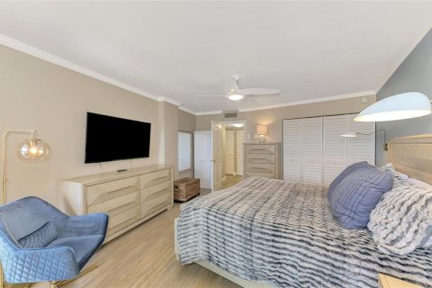 Condo in Sarasota, Florida, 1 bedroom № 2200467 - photo 16