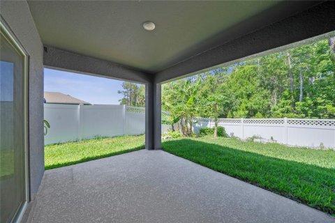 House in New Smyrna Beach, Florida 3 bedrooms, 150.32 sq.m. № 1737261 - photo 11