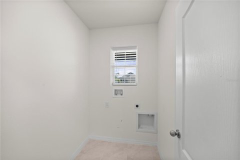 House in New Smyrna Beach, Florida 3 bedrooms, 150.32 sq.m. № 1737261 - photo 26