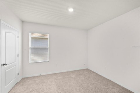 House in New Smyrna Beach, Florida 3 bedrooms, 150.32 sq.m. № 1737261 - photo 13