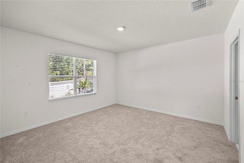 House in New Smyrna Beach, Florida 3 bedrooms, 150.32 sq.m. № 1737261 - photo 5