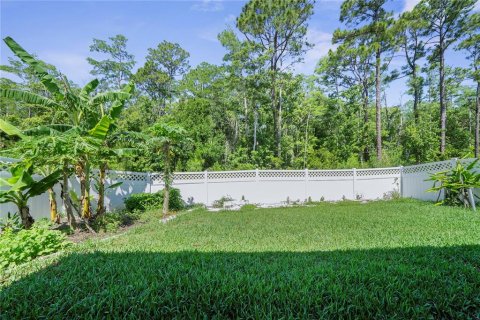 House in New Smyrna Beach, Florida 3 bedrooms, 150.32 sq.m. № 1737261 - photo 12