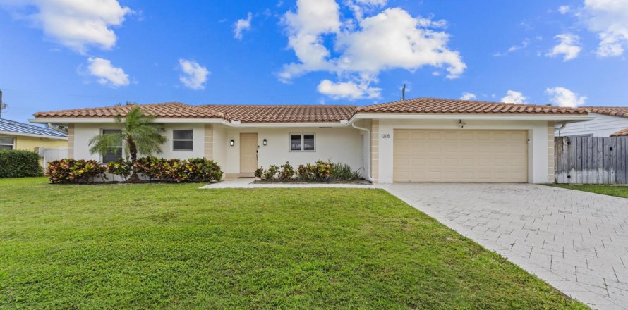 Casa en Riviera Beach, Florida 3 dormitorios, 140.93 m2 № 2146909