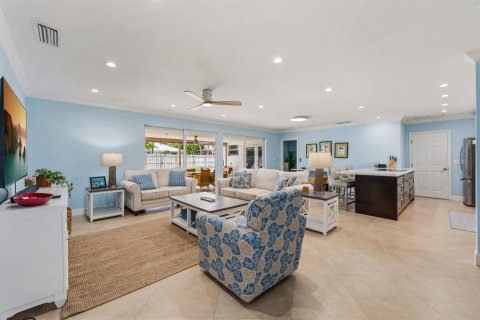 Casa en venta en Riviera Beach, Florida, 3 dormitorios, 140.93 m2 № 2146909 - foto 8