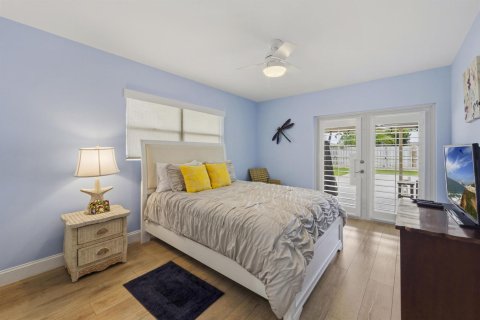 Casa en venta en Riviera Beach, Florida, 3 dormitorios, 140.93 m2 № 2146909 - foto 4