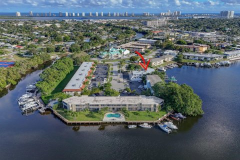 Appartement à louer à North Palm Beach, Floride: 2 chambres, 66.7 m2 № 2146896 - photo 17