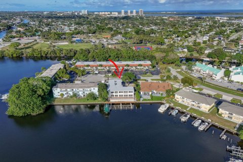 Appartement à louer à North Palm Beach, Floride: 2 chambres, 66.7 m2 № 2146896 - photo 15