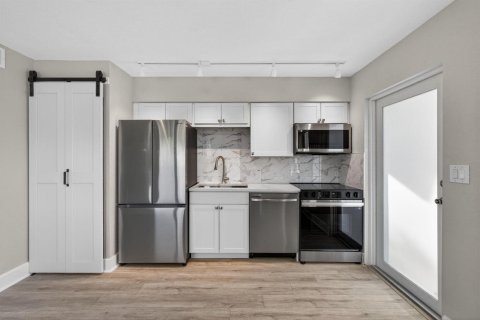 Appartement à louer à North Palm Beach, Floride: 2 chambres, 66.7 m2 № 2146896 - photo 18