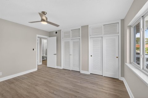 Appartement à louer à North Palm Beach, Floride: 2 chambres, 66.7 m2 № 2146896 - photo 10