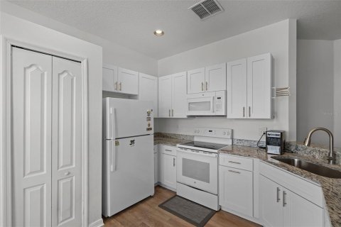 Casa en venta en Orlando, Florida, 3 dormitorios, 120.68 m2 № 1851450 - foto 2
