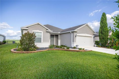 House in Ocala, Florida 2 bedrooms, 148.27 sq.m. № 1690101 - photo 3