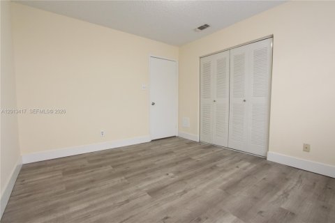 Condominio en alquiler en Coral Springs, Florida, 3 dormitorios, 121.24 m2 № 2075770 - foto 21