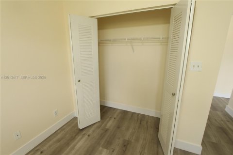 Condominio en alquiler en Coral Springs, Florida, 3 dormitorios, 121.24 m2 № 2075770 - foto 18