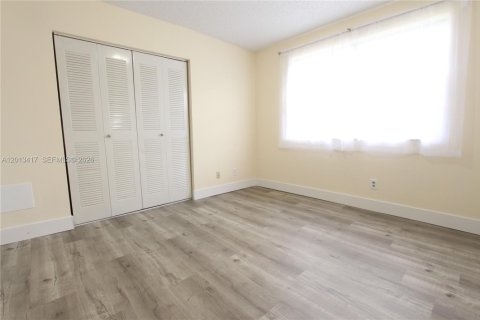 Condominio en alquiler en Coral Springs, Florida, 3 dormitorios, 121.24 m2 № 2075770 - foto 22