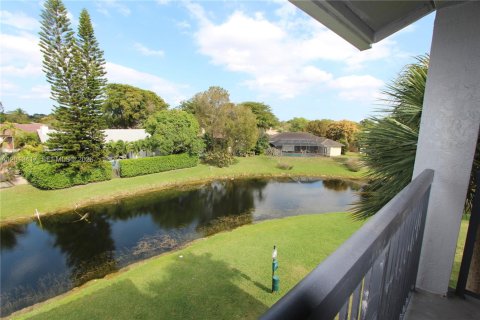 Condominio en alquiler en Coral Springs, Florida, 3 dormitorios, 121.24 m2 № 2075770 - foto 15