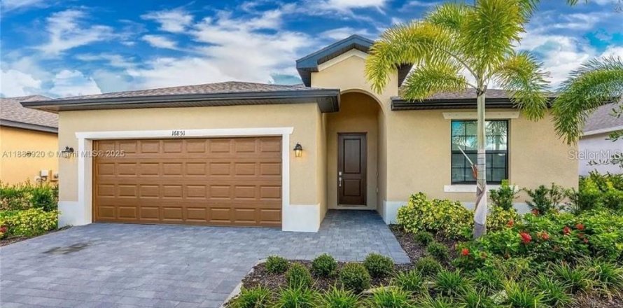 Villa ou maison à Port Charlotte, Floride 3 chambres, 157.19 m2 № 2112530