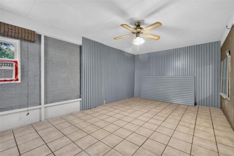 Купить виллу или дом в Юстис, Флорида 9 комнат, 185.99м2, № 2323262 - фото 16