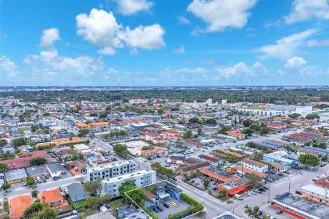 Hotel in Hialeah, Florida № 1959082 - photo 4