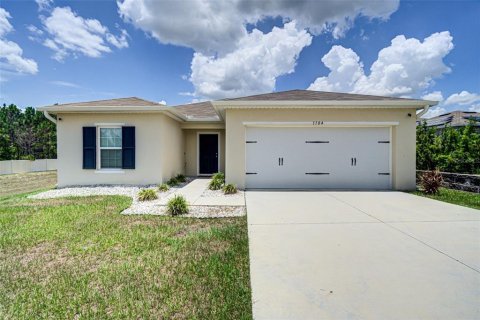 House in Haines City, Florida 3 bedrooms, 120.03 sq.m. № 2231640