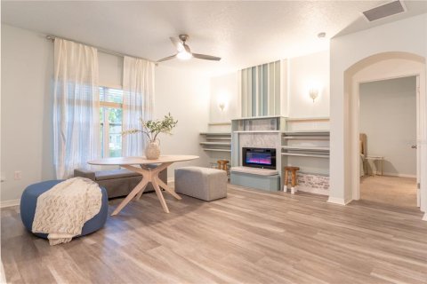 Villa ou maison à vendre à Gainesville, Floride: 4 chambres, 164.25 m2 № 2413843 - photo 11