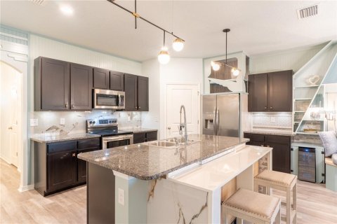 Villa ou maison à vendre à Gainesville, Floride: 4 chambres, 164.25 m2 № 2413843 - photo 5