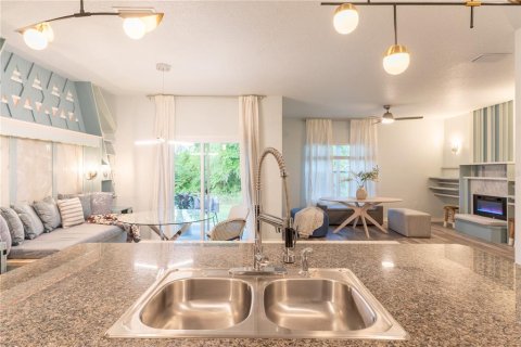 Villa ou maison à vendre à Gainesville, Floride: 4 chambres, 164.25 m2 № 2413843 - photo 7