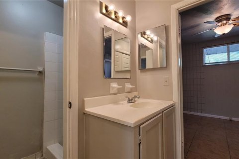 Apartamento en alquiler en Gainesville, Florida, 1 dormitorio, 58.44 m2 № 1907237 - foto 12