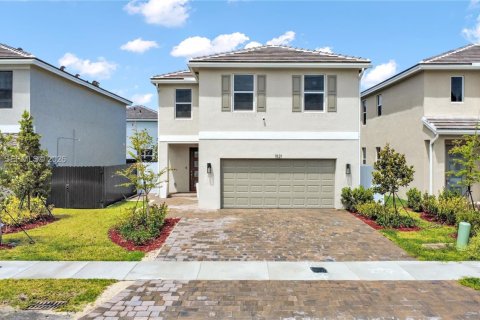 Casa en Homestead, Florida 4 dormitorios, 198.63 m2 № 2055417