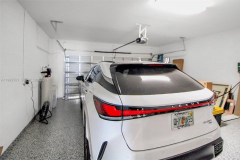 Casa en venta en Homestead, Florida, 4 dormitorios, 198.63 m2 № 2055417 - foto 24