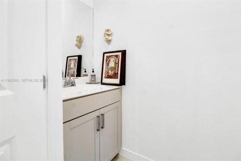 Casa en venta en Homestead, Florida, 4 dormitorios, 198.63 m2 № 2055417 - foto 10