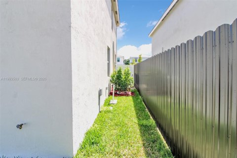 Casa en venta en Homestead, Florida, 4 dormitorios, 198.63 m2 № 2055417 - foto 26