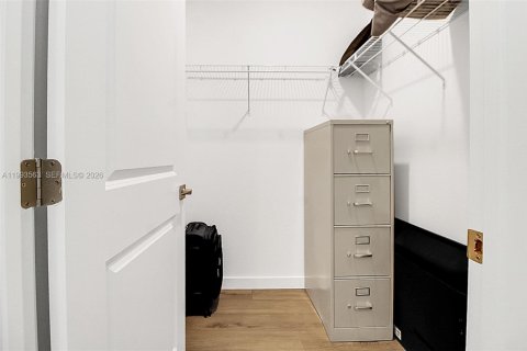 Casa en venta en Homestead, Florida, 4 dormitorios, 198.63 m2 № 2055417 - foto 30