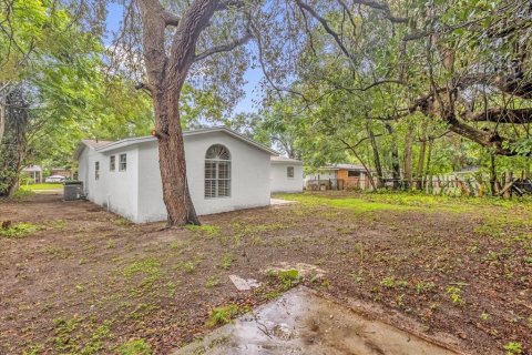 House in Apopka, Florida 4 bedrooms, 157 sq.m. № 1833487 - photo 24