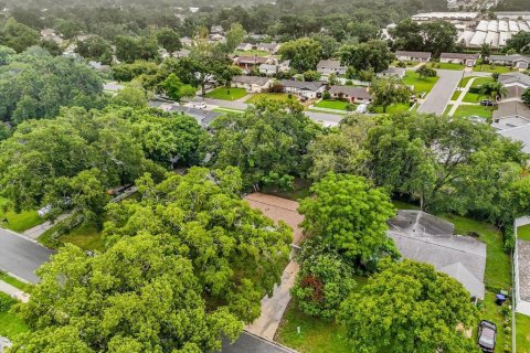 House in Apopka, Florida 4 bedrooms, 157 sq.m. № 1833487 - photo 28