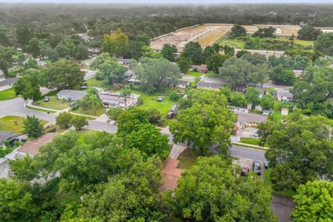 House in Apopka, Florida 4 bedrooms, 157 sq.m. № 1833487 - photo 29