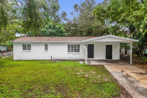 House in Apopka, Florida 4 bedrooms, 157 sq.m. № 1833487 - photo 1
