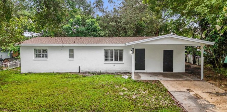 House in Apopka, Florida 4 bedrooms, 157 sq.m. № 1833487