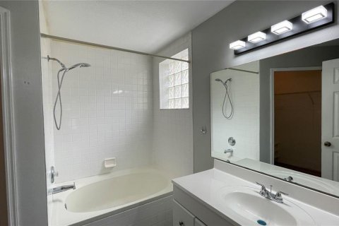 Villa ou maison à louer à Davenport, Floride: 4 chambres, 129.69 m2 № 2106674 - photo 11